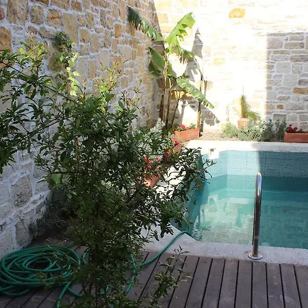 Hotel Eski Tas Çeşme