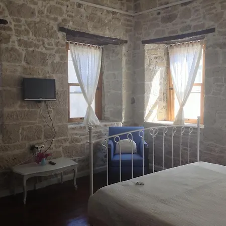 מלון Eski Tas 2*