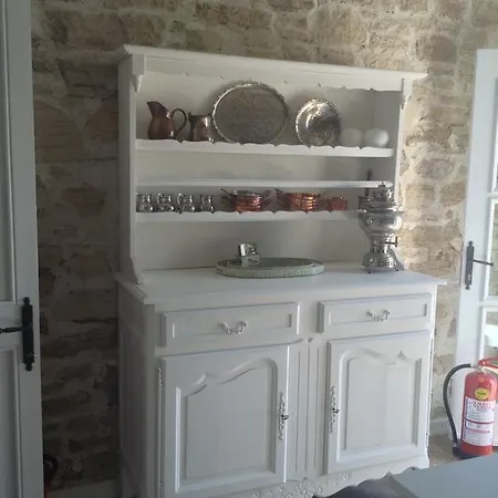 מלון Eski Tas 2*