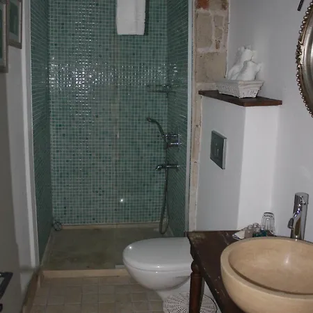 Eski Tas מלון 2*