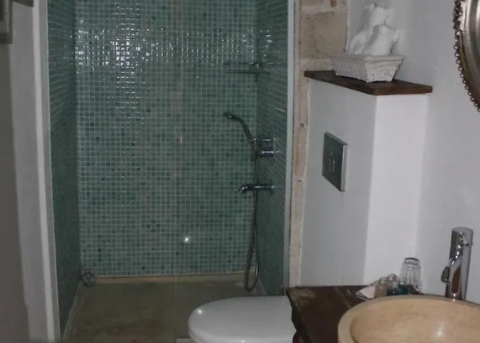 埃斯基塔斯酒店 2*