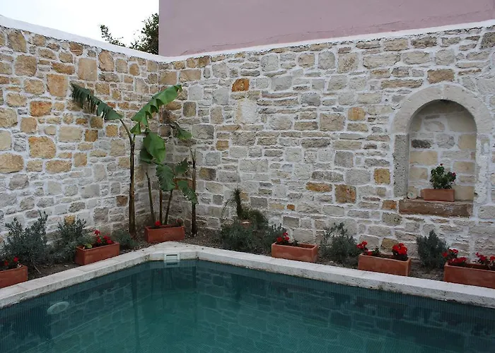 埃斯基塔斯酒店 Çeşme