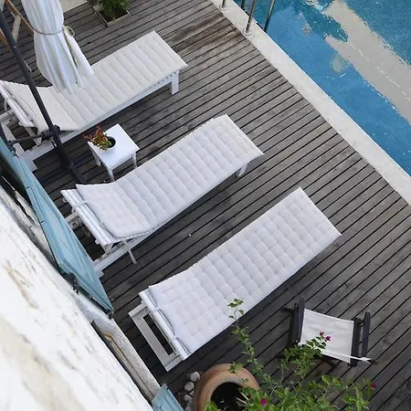 Hotel Eski Tas Çeşme